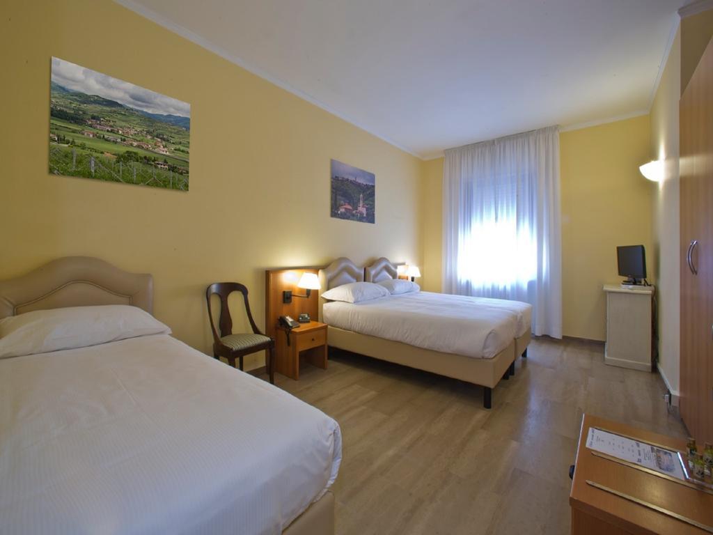 Veronello Resort Μπαρντολίνο Δωμάτιο φωτογραφία